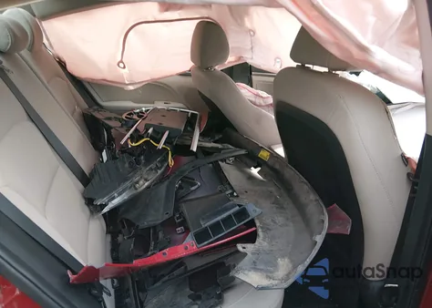 2017 Hyundai Elantra Se из США, поврежденный, VIN 5NPD84LF7HH123116